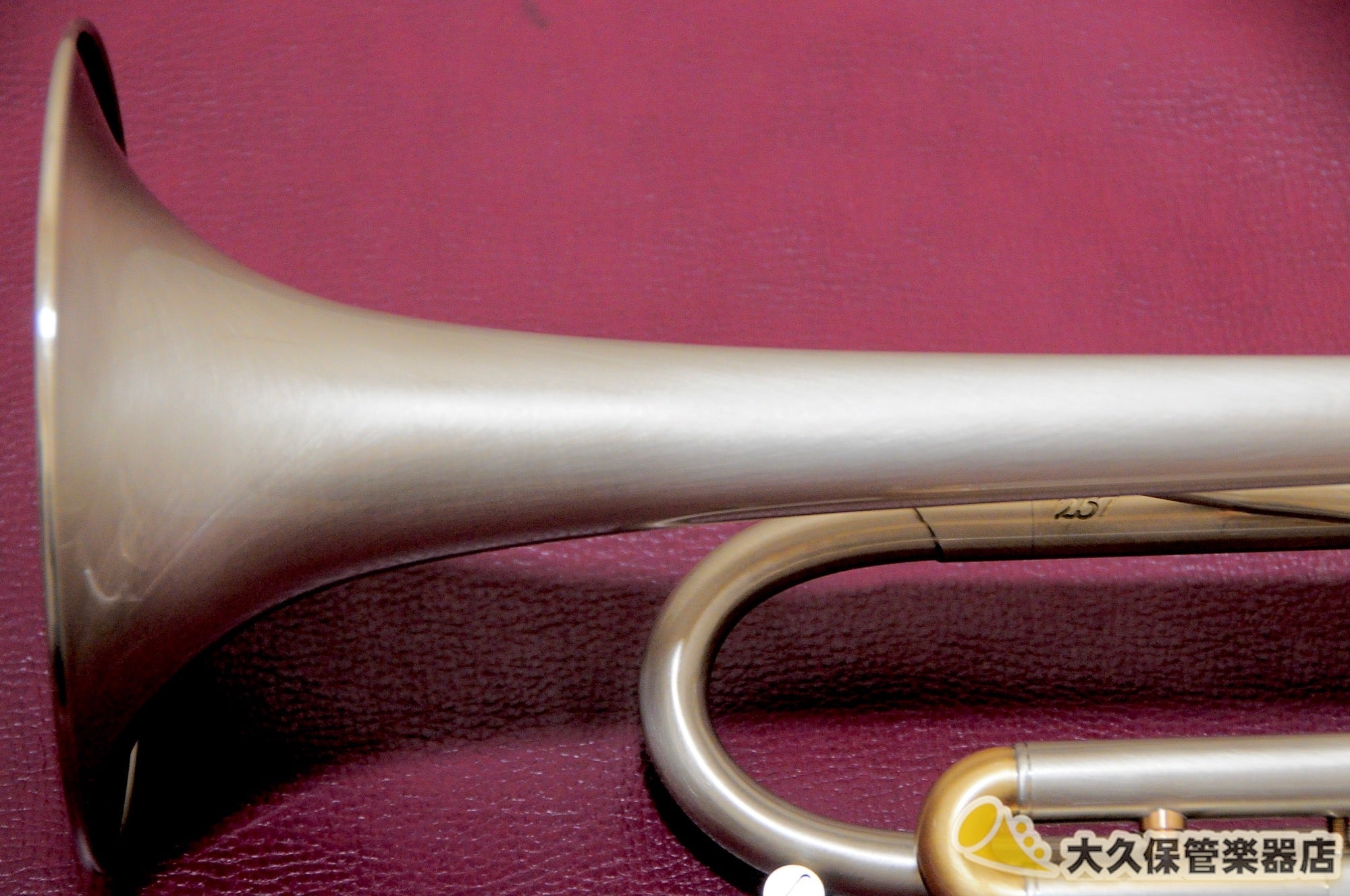 ARレゾナンス Feroce 140 Satin Lacquer (新品)