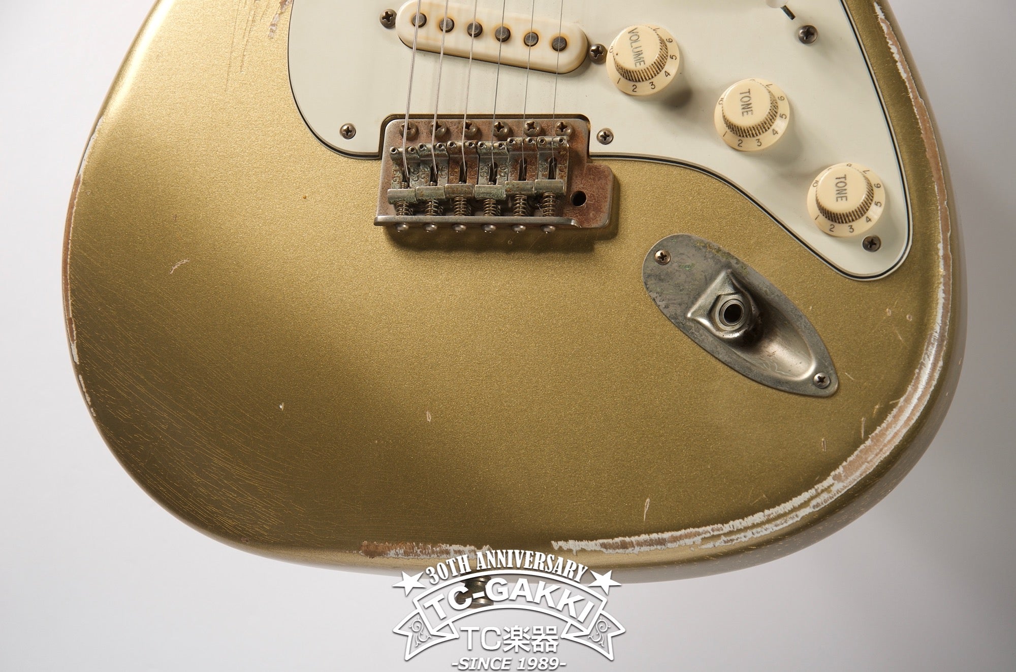 Dover SSS Aztec Gold