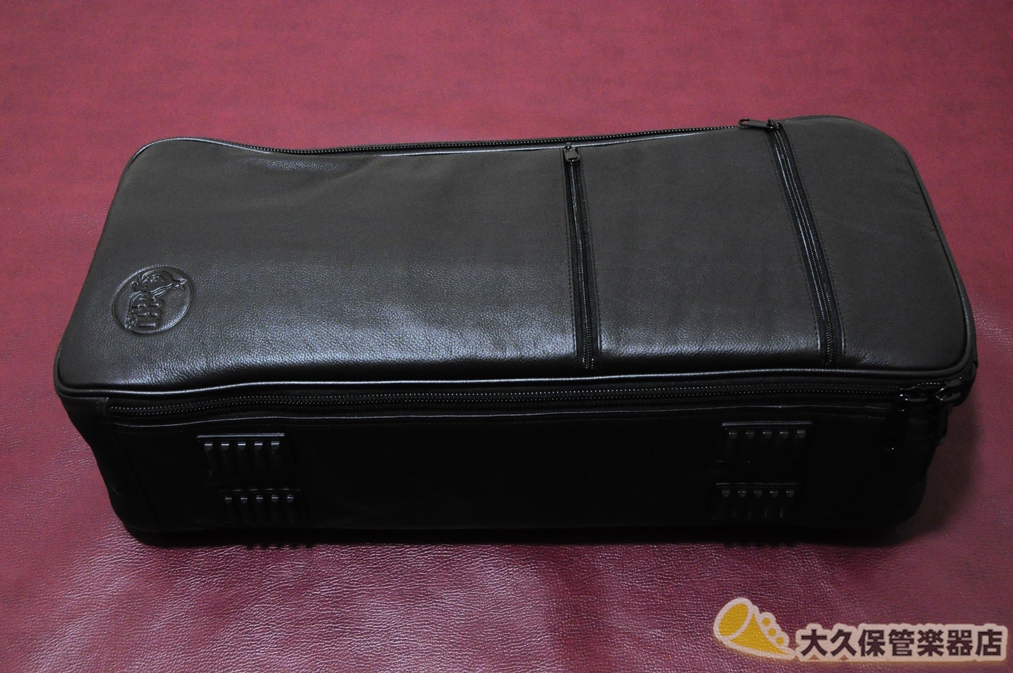 ビュッフェ・クランポン 軽量コンパクトケース