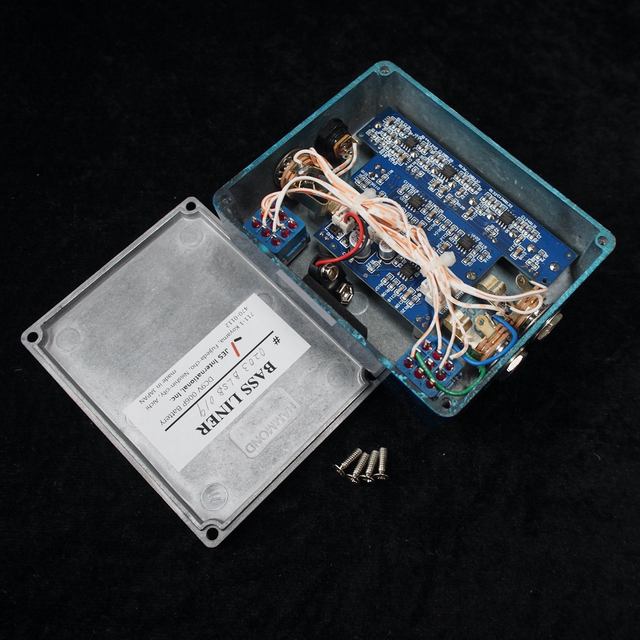 HAO: BASS LINER 5-BAND EQ PREAMP(Blue Storm)