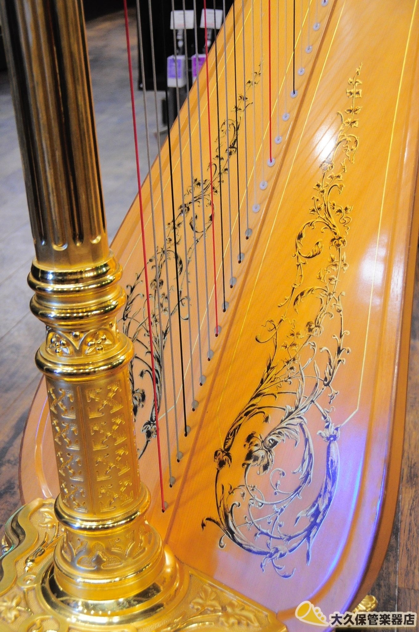Lion & Healy PREMIUM STYLE 23 GOLD Grand Harp
